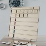 Holz-Wochenplaner mit 46 Piktogrammen