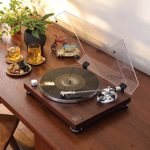 ⁦جهاز Audio Technica AT-LPW50BT RW لتشغيل الأسطوانات اللاسلكي بمحرك سيري⁩ - الصورة ⁦8⁩