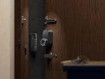 ⁦مجموعة SwitchBot Smart Lock Ultra Combo 2【قفل باب ذكي فائق】 + Keypad Touch【قفل بصمة الإصبع وكلمة المرور】⁩ - الصورة ⁦5⁩