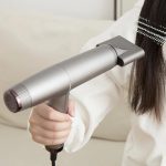 ⁦مجفف شعر عالي السرعة بجهد كهربائي عالمي من أكيرو وورلد ستايلر⁩ - الصورة ⁦8⁩