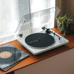 ⁦فونوغراف Audio-Technica AT-LP70XBT اللاسلكي الأوتوماتيكي⁩ - الصورة ⁦17⁩