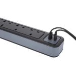 ⁦Targus شاحن سريع 42 واط PD لوح تمديد TYPE-C بـ 4 منافذ وحماية من الصواعق APs20AP-50⁩ - الصورة ⁦3⁩